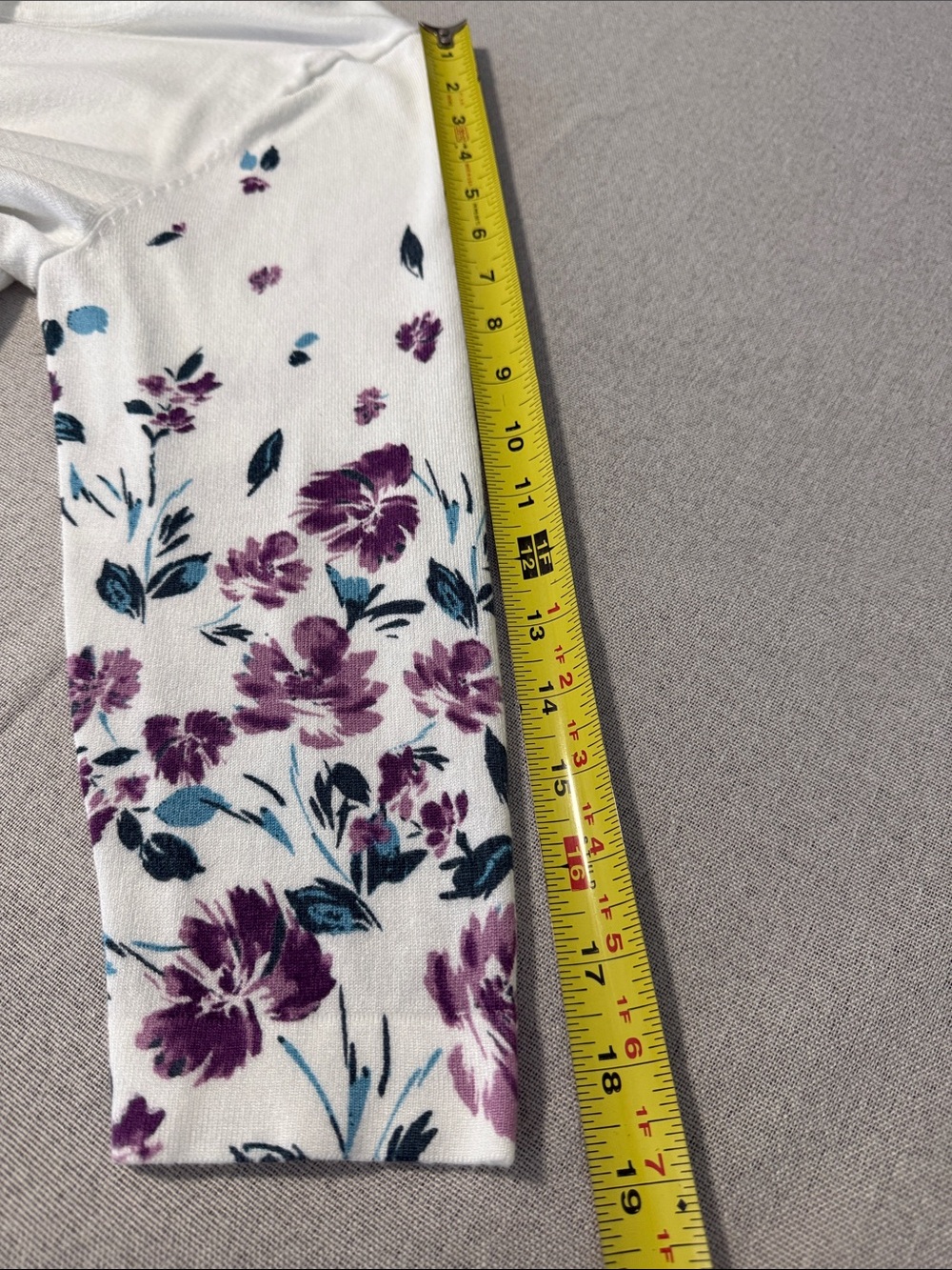 Roz & Ali White Cardigan with Purple Floral Print Size XL. - Picture 10 of 16